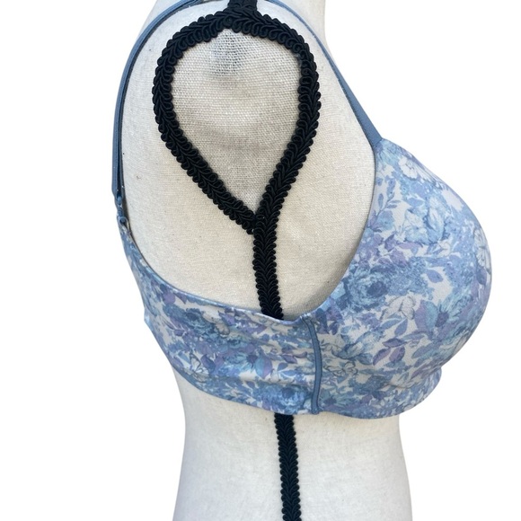 Victoria Secret push up, wireless bra SZ 36 C - Picture 4 of 8